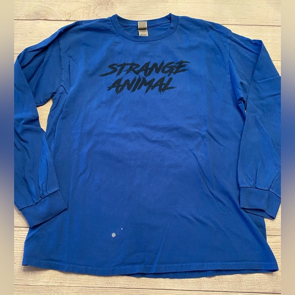Strange Animal Crowder Show Shirt - Picture 1 of 8